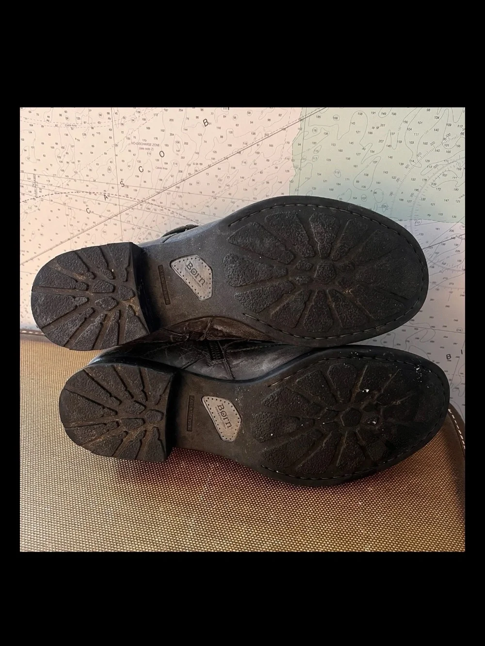 EUC! Born Distressed Gray Leather Lined Zip-up Buckles Low Heel Boots Size 9